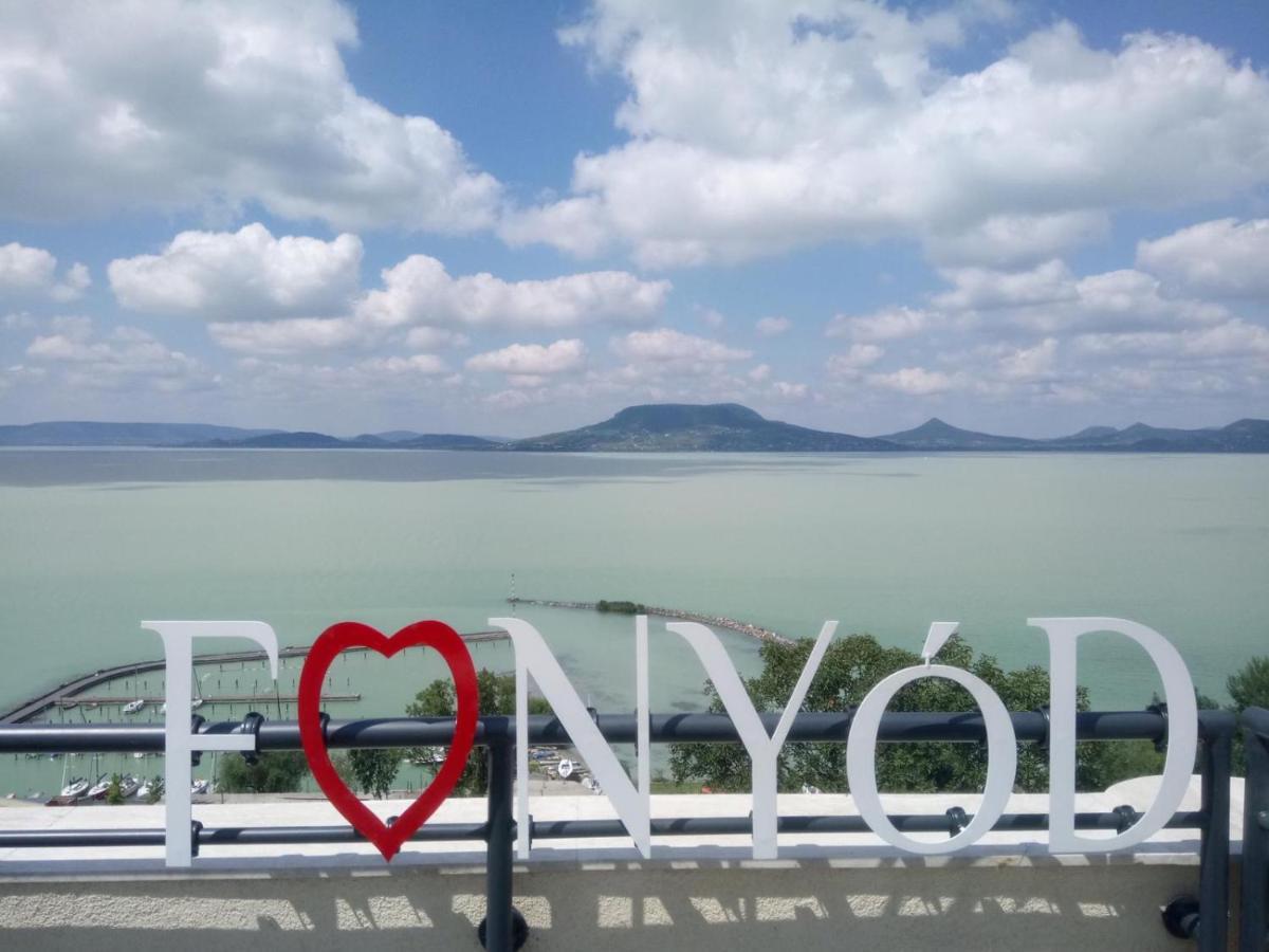 Balaton Holiday Фоньод Екстер'єр фото