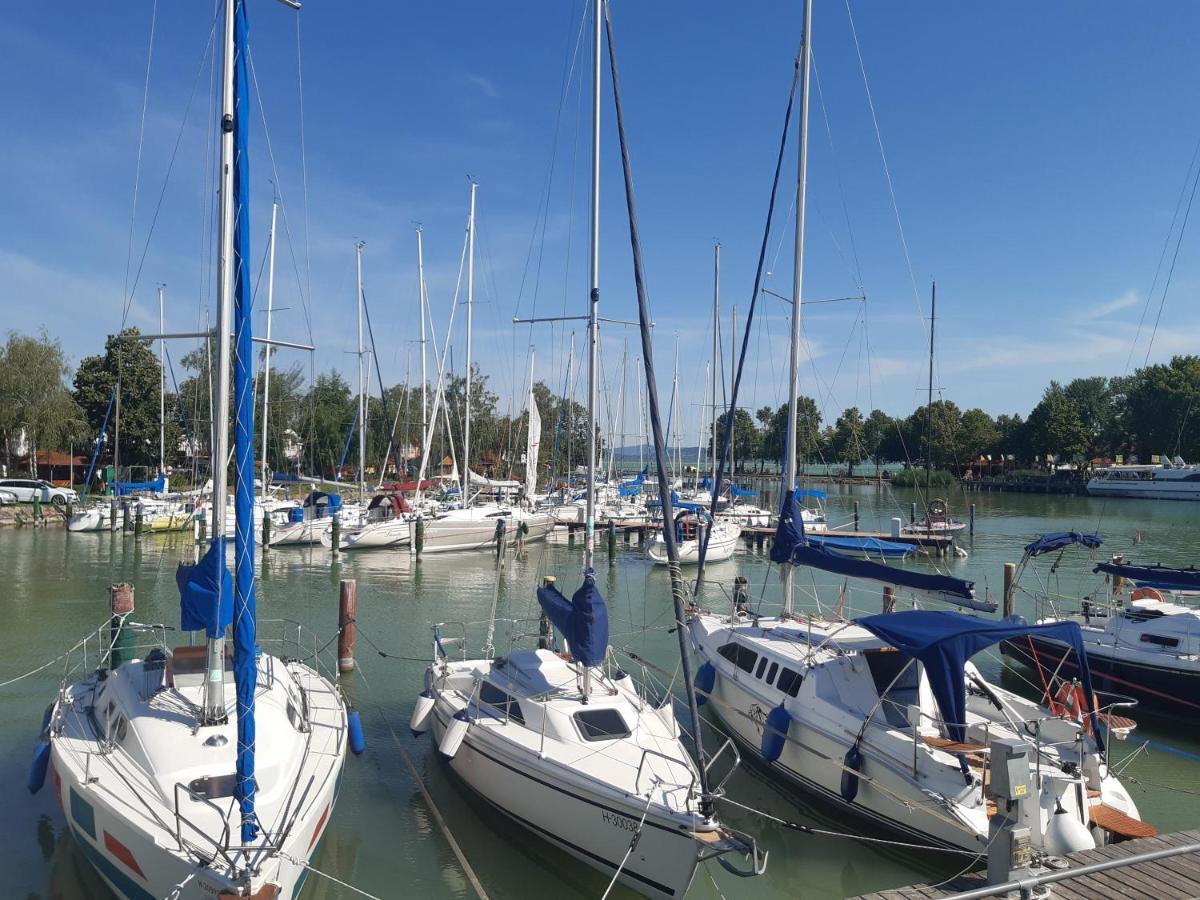 Balaton Holiday Фоньод Екстер'єр фото